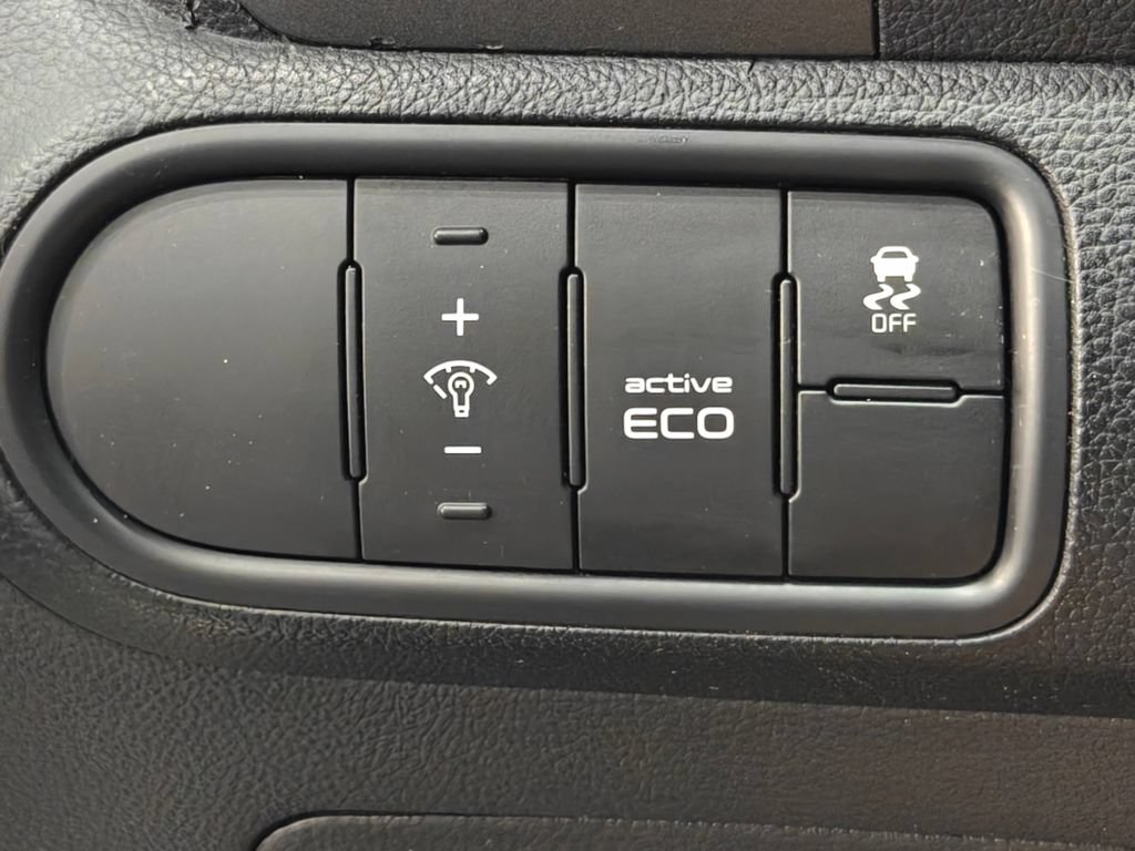 Used 2016 Kia Forte LX FWD image 8