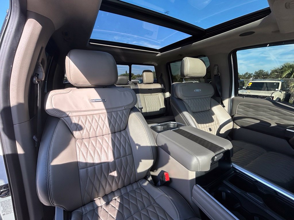 Used 2025 Ford F350 Platinum w/ Platinum Plus Package AWD/4WD image 29