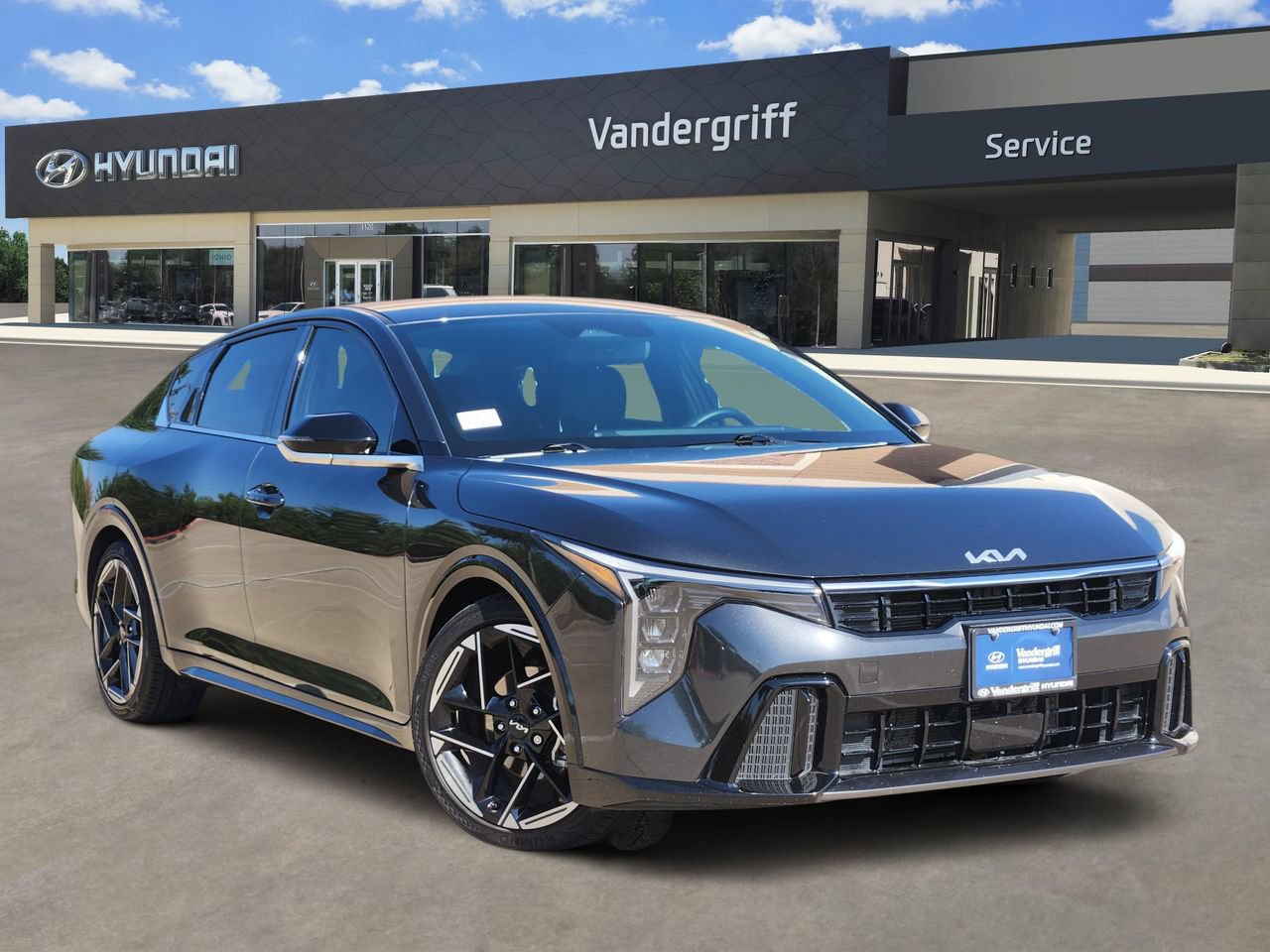 Used 2025 Kia K4 GT-Line FWD image 1
