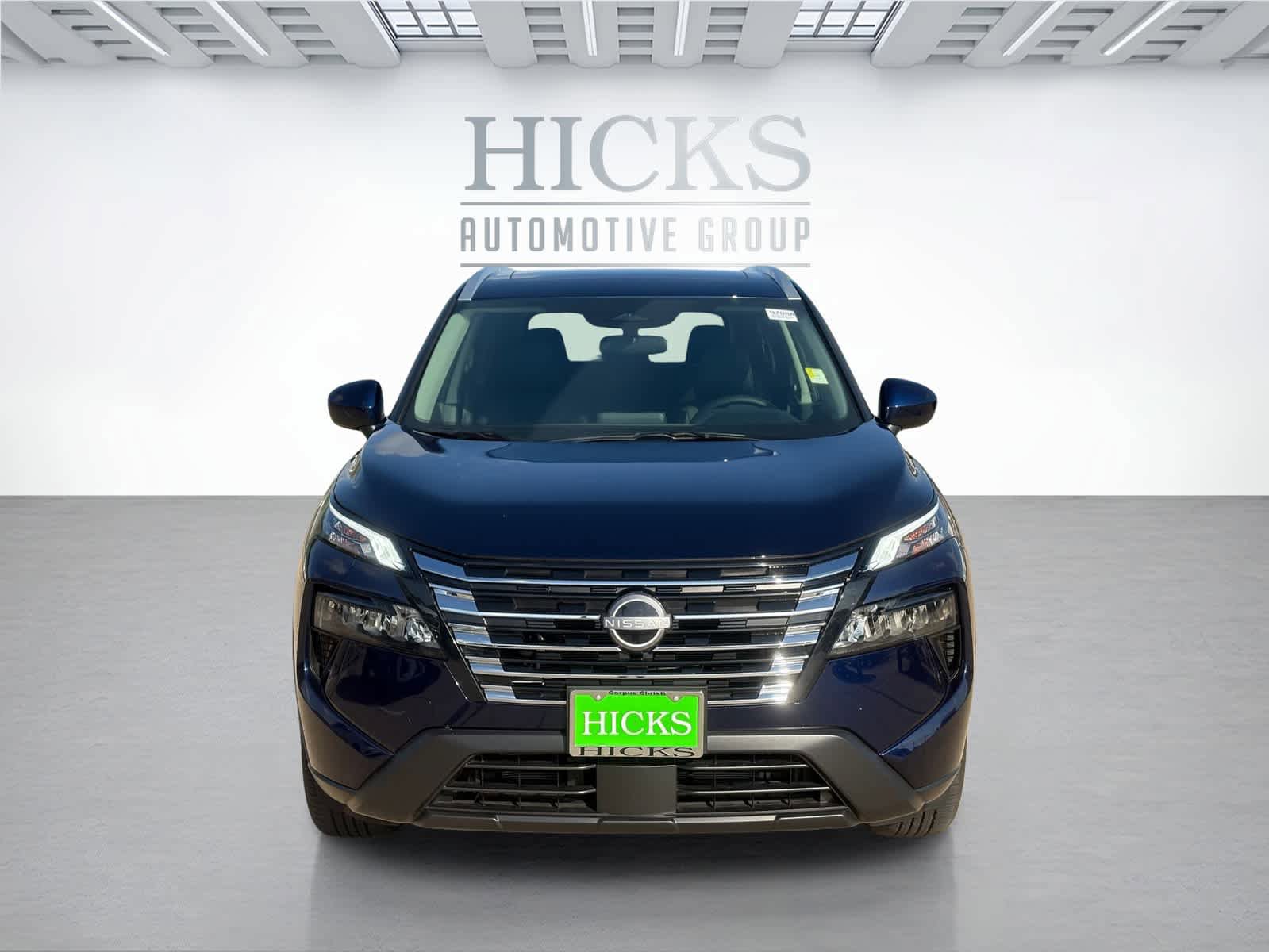 Used 2026 Nissan Rogue SV w/ SV Premium Package image 2