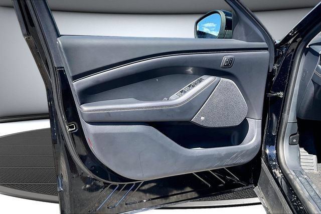 Used 2025 Ford Mustang Mach-E Premium AWD/4WD image 19