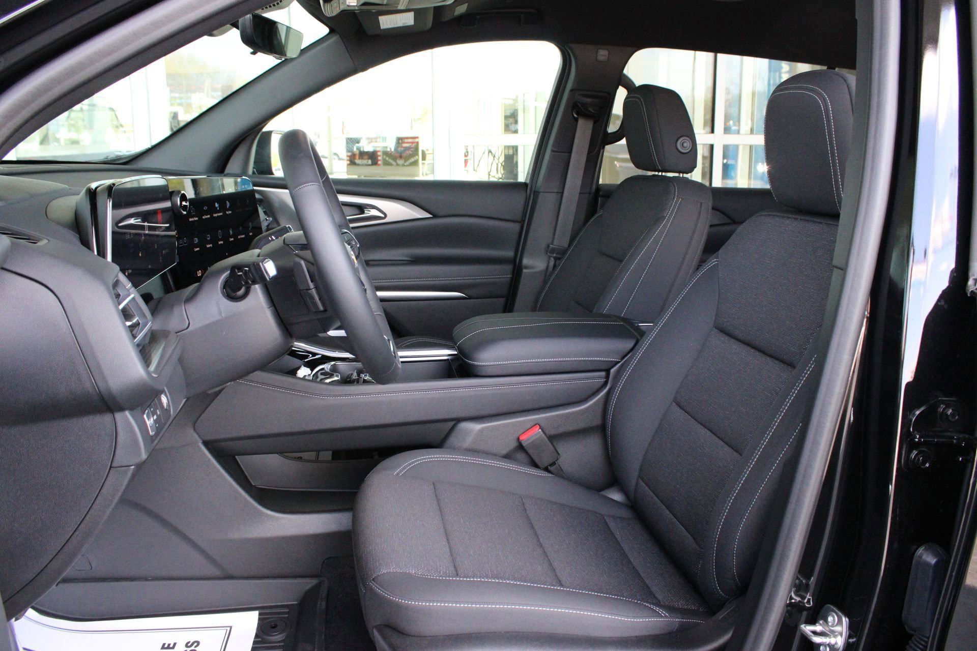 New 2026 Chevrolet Traverse LT w/ Driver Confidence Package FWD image 16
