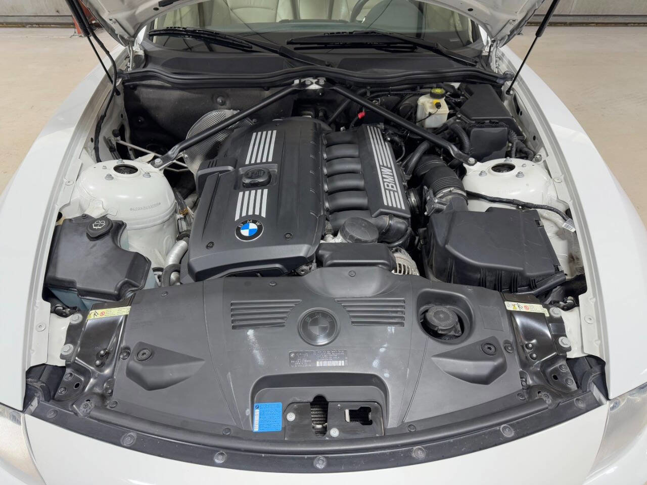 Used 2007 BMW Z4 3.0si image 36