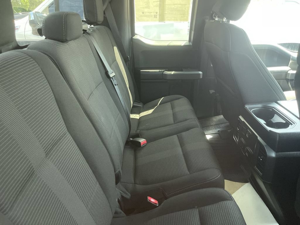 Used 2017 Ford F150 XLT w/ Equipment Group 302A Luxury AWD/4WD image 12