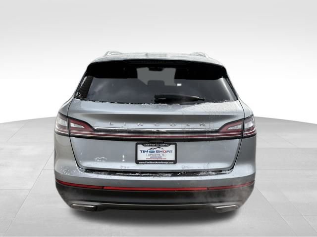 Used 2023 Lincoln Nautilus Reserve image 10