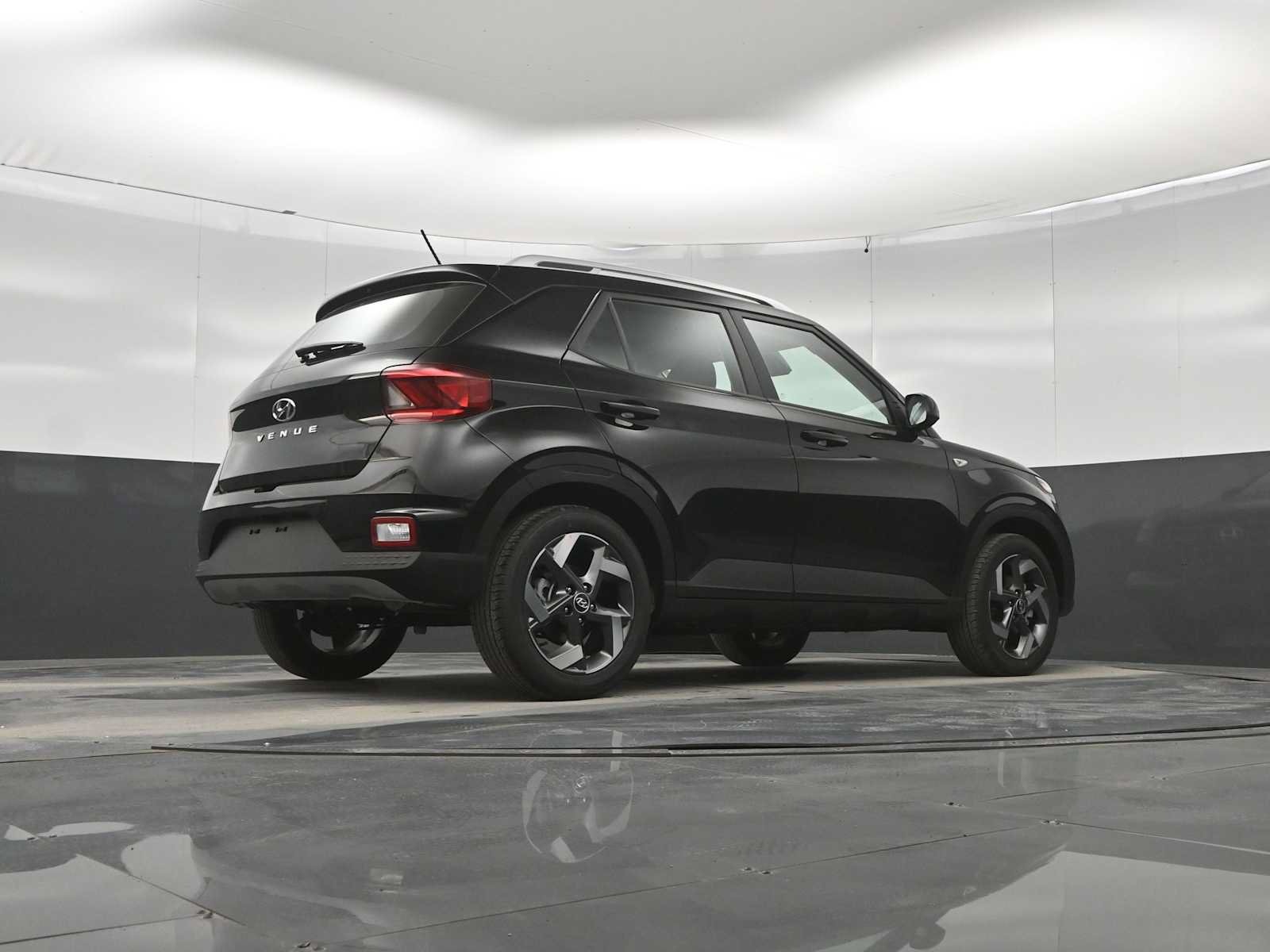 New 2026 Hyundai Venue SEL FWD image 35