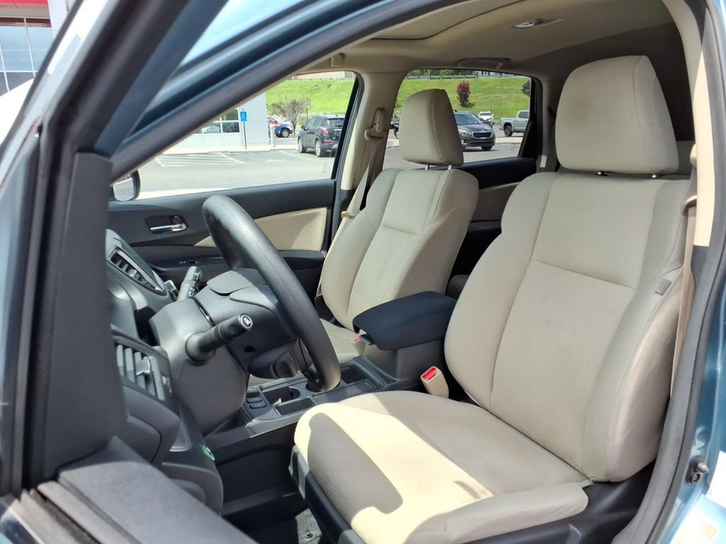 Used 2015 Honda CR-V EX image 2
