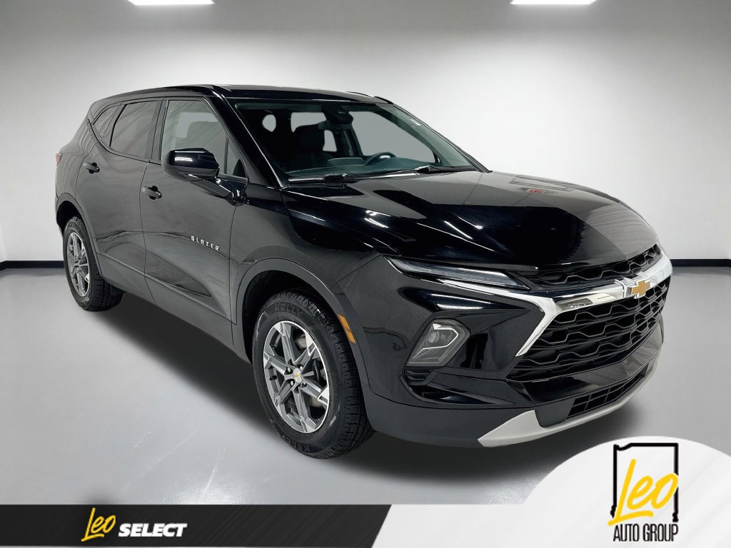 Used 2023 Chevrolet Blazer LT FWD image 4