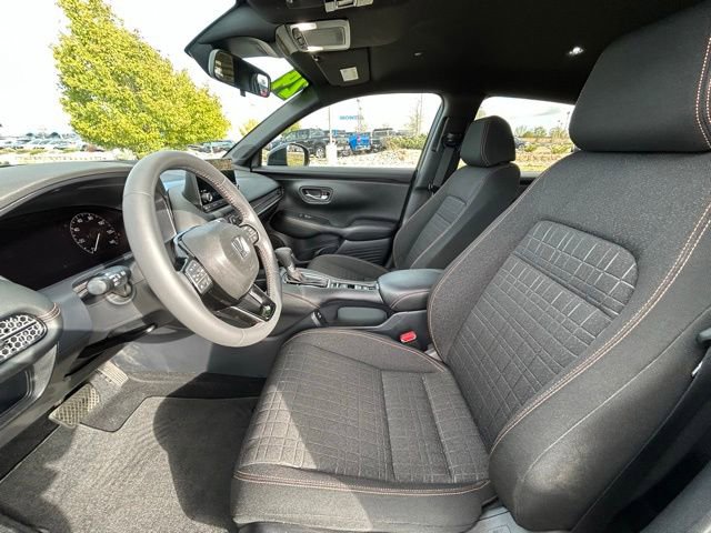 Used 2024 Honda HR-V Sport image 14