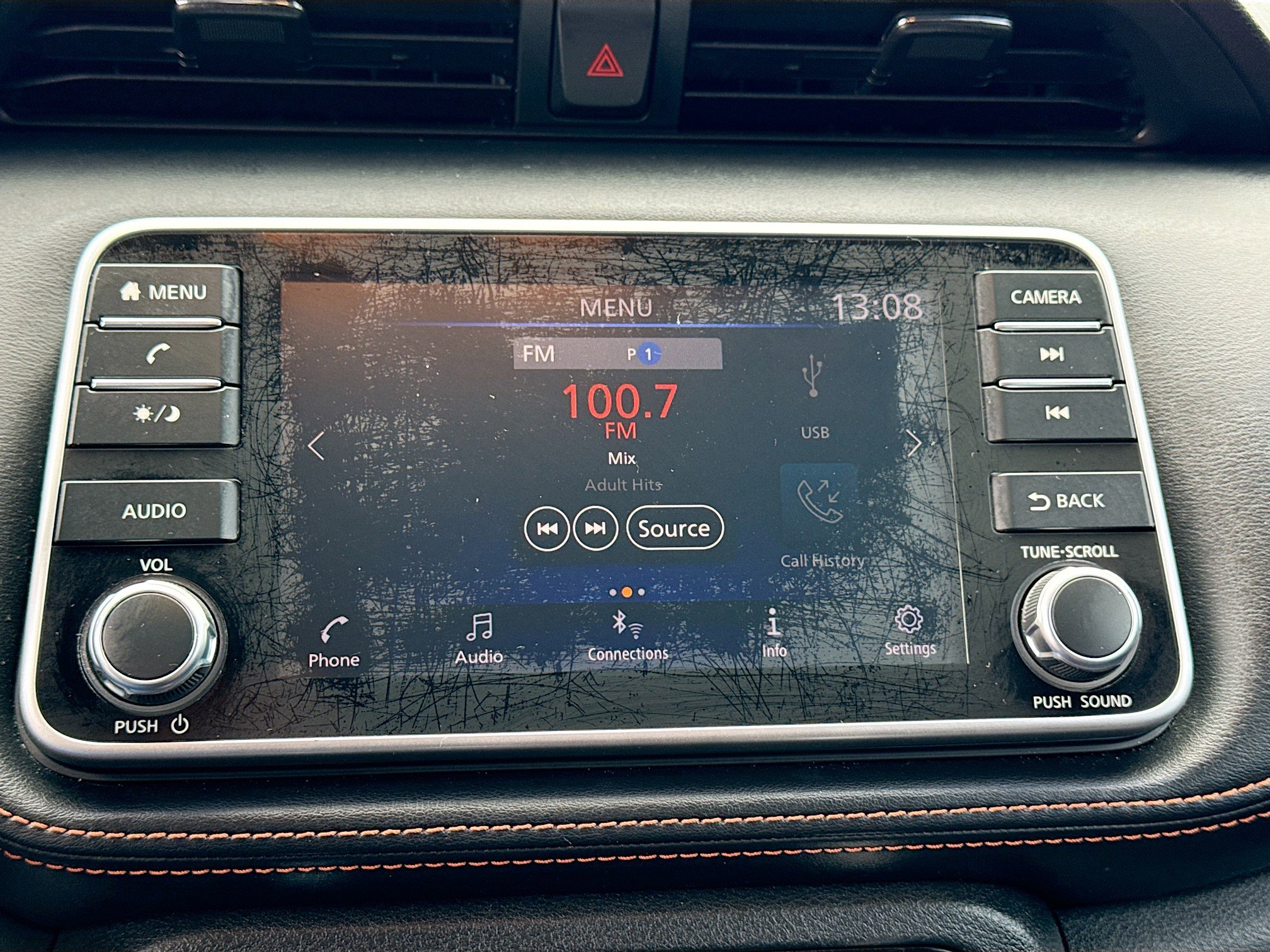 Used 2019 Nissan Kicks SR w/ SR Premium Package FWD image 29