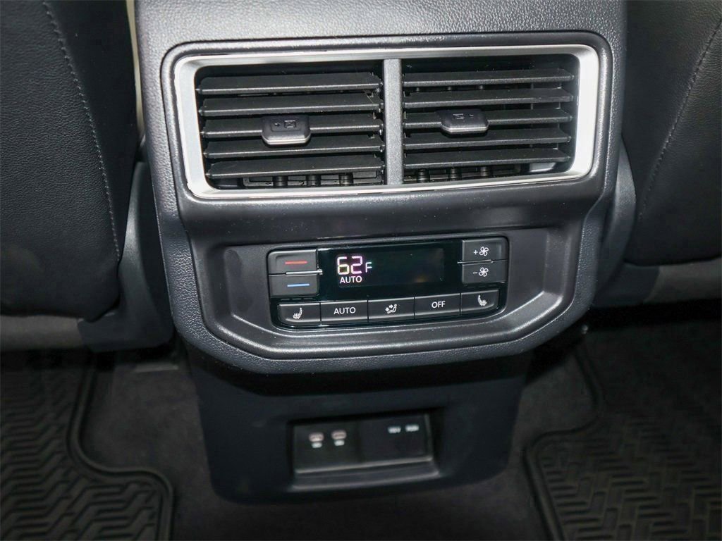 New 2026 Volkswagen Atlas SEL image 17