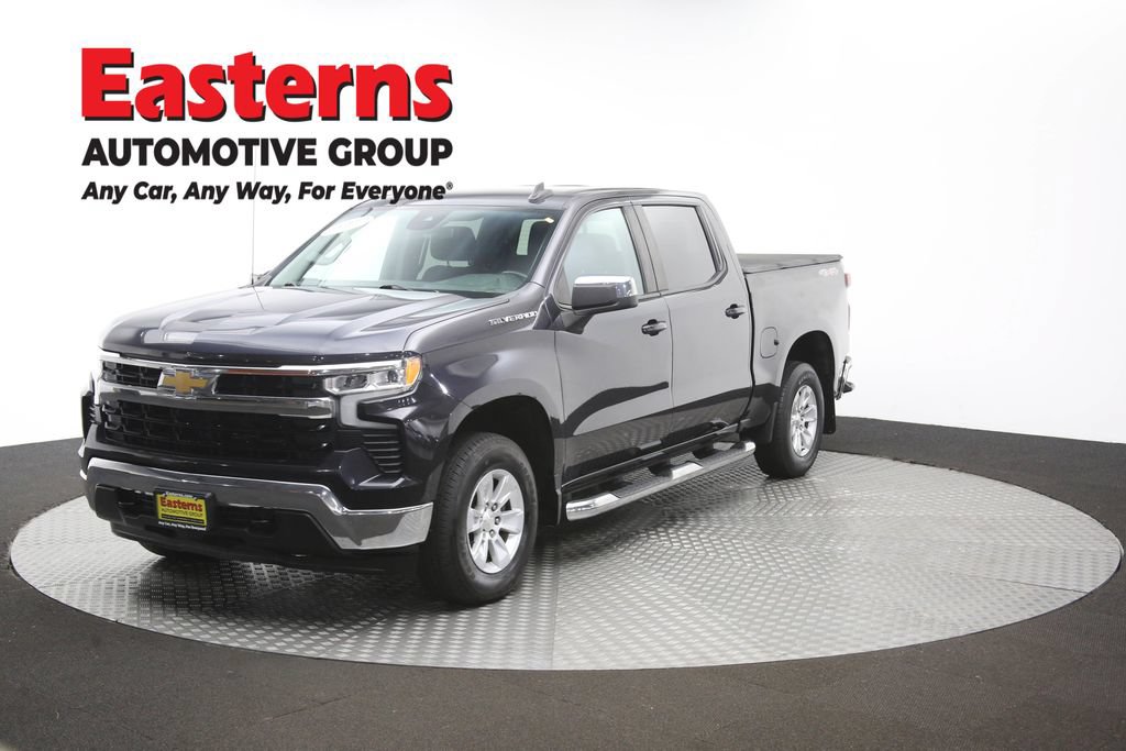Used 2022 Chevrolet Silverado 1500 LT w/ Convenience Package II AWD/4WD image 55