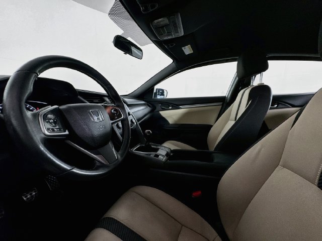 Used 2018 Honda Civic Sport image 18