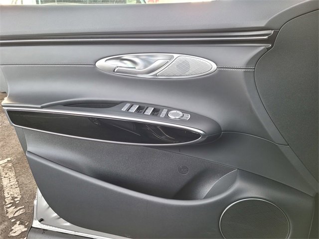 Used 2025 Genesis GV70 2.5T image 15