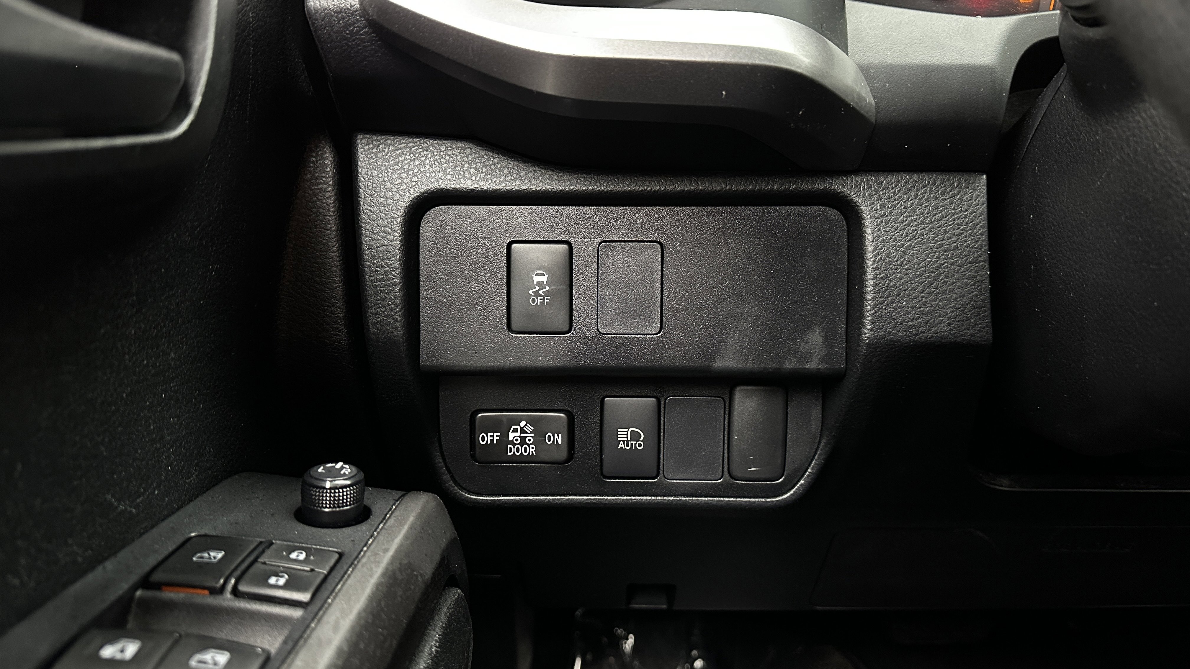 Used 2021 Toyota Tacoma SR5 image 21