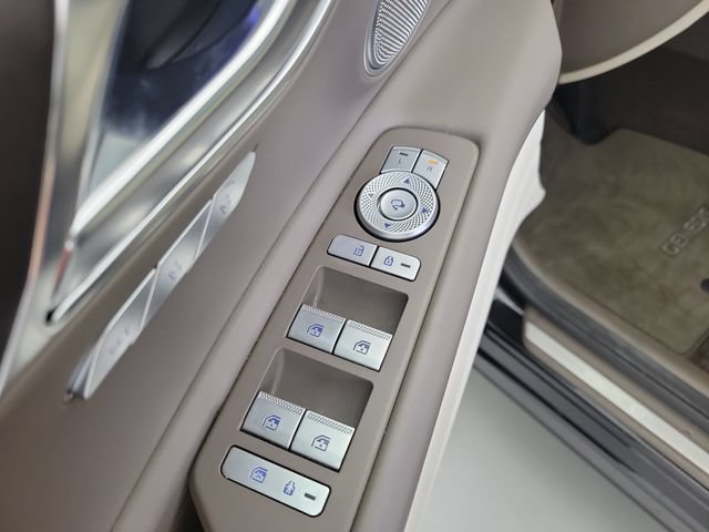 Used 2024 Genesis GV80 3.5T w/ Prestige Package AWD/4WD image 22