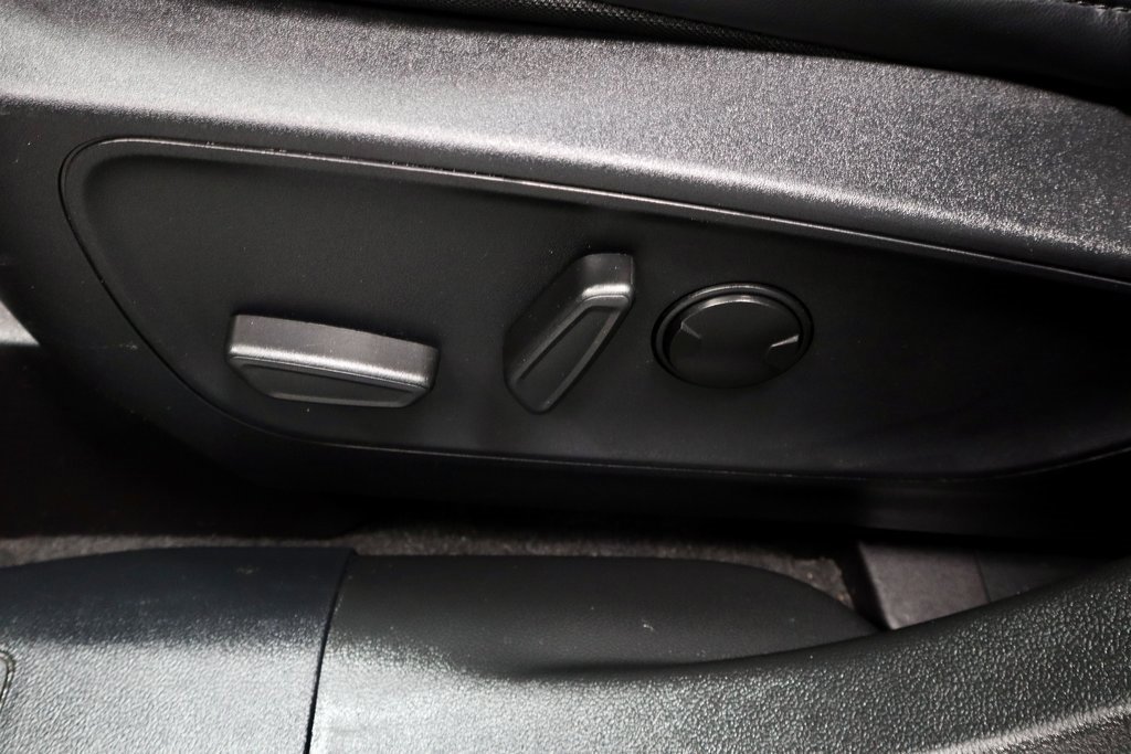 Certified 2025 Ford Escape ST-Line Elite w/ Tech Pack #1 image 25