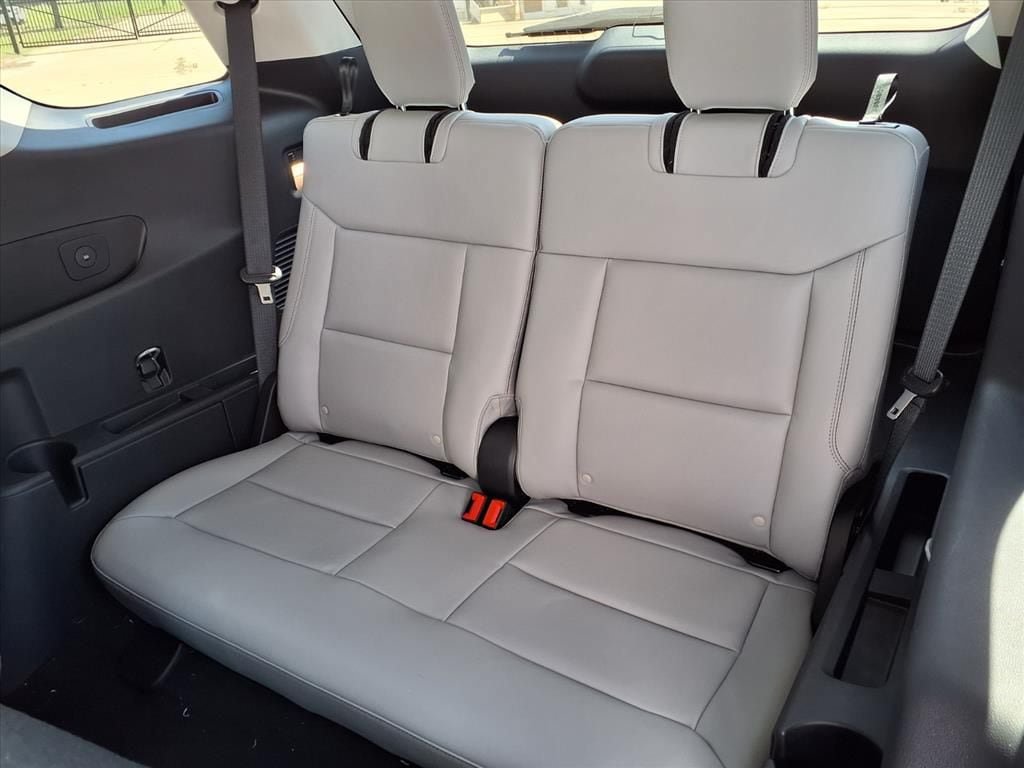 New 2026 Ford Explorer Active w/ Active Comfort Package RWD image 20