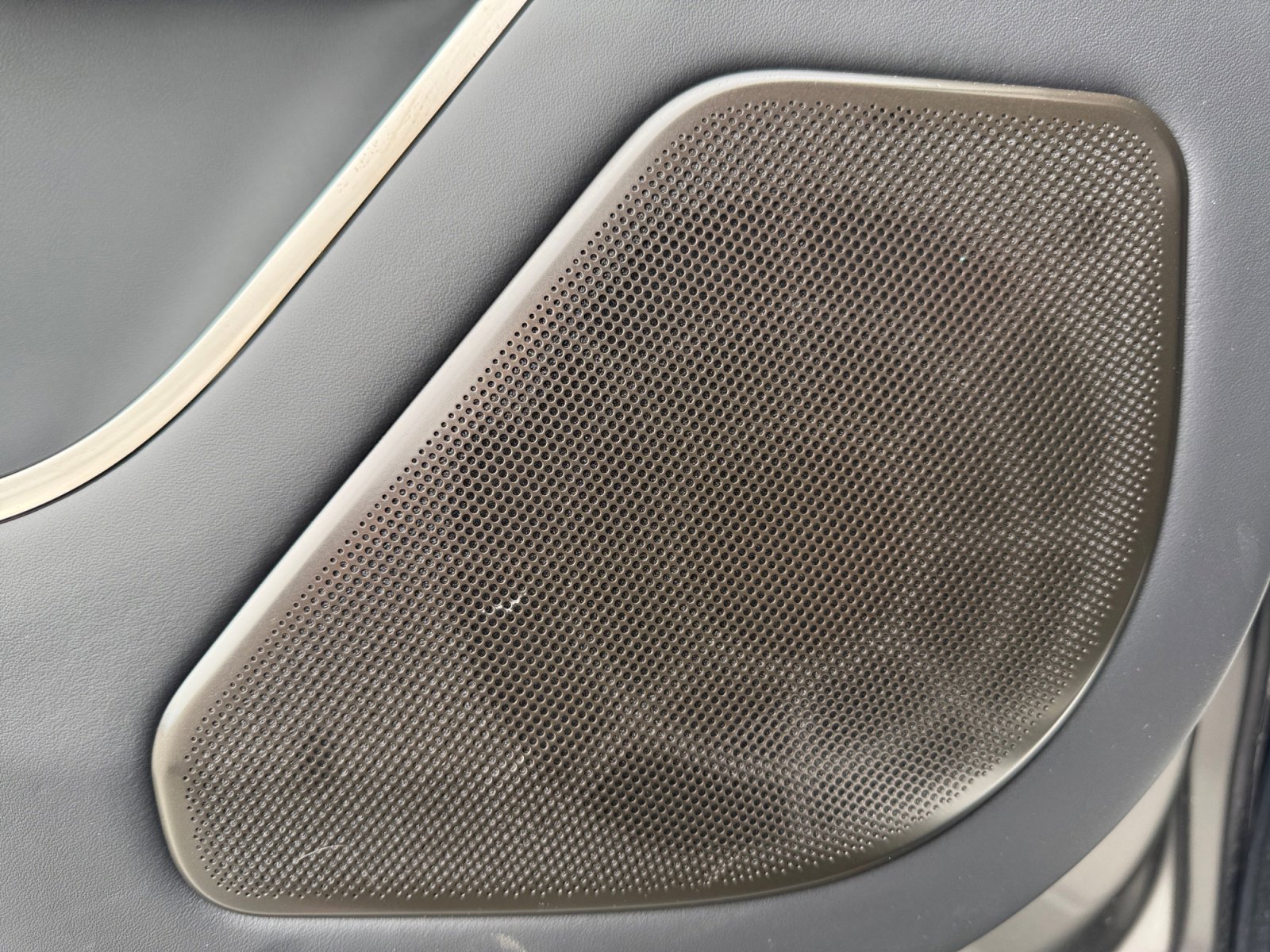 Used 2024 Land Rover Range Rover Sport AWD/4WD image 27