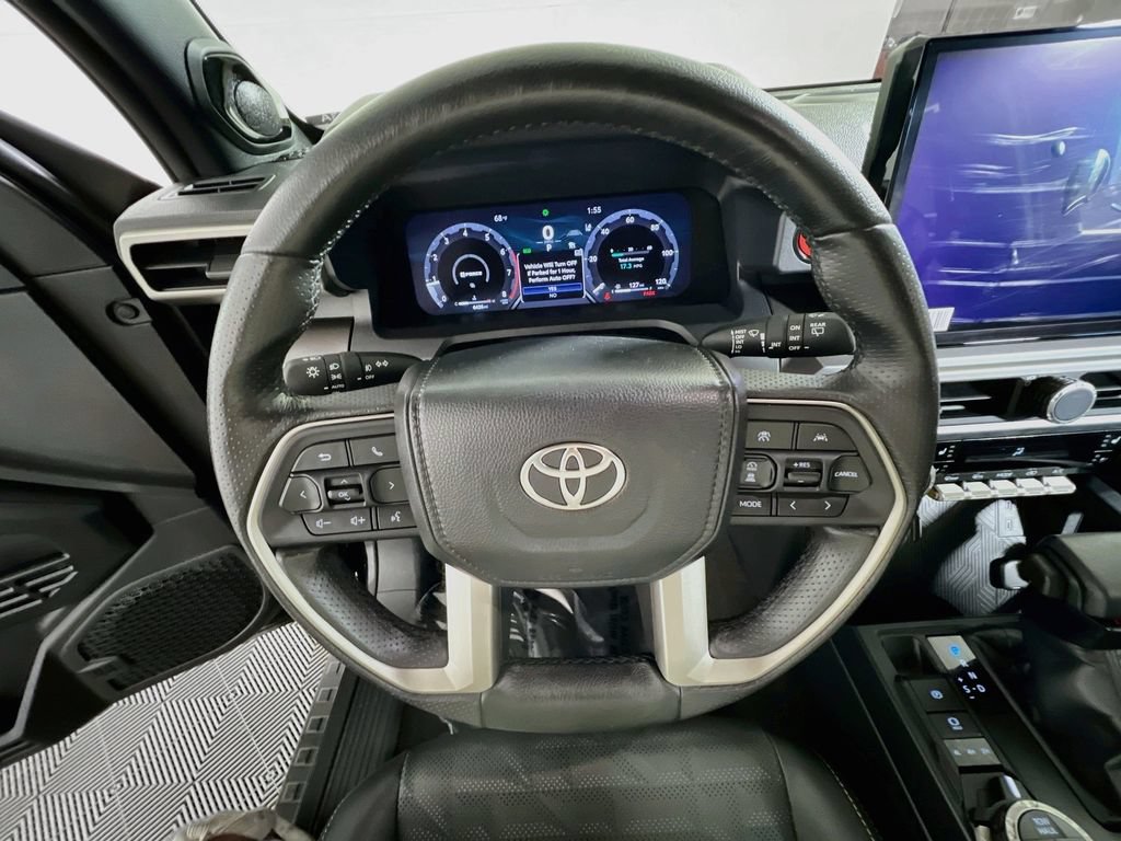 Certified 2025 Toyota 4Runner TRD Off-Road Premium AWD/4WD image 9