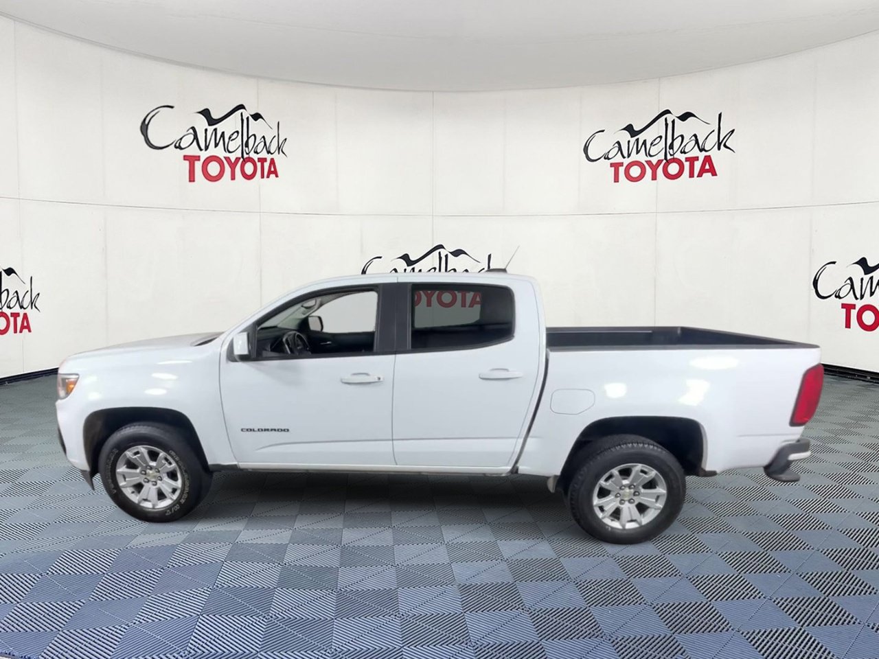 Used 2022 Chevrolet Colorado LT RWD image 7