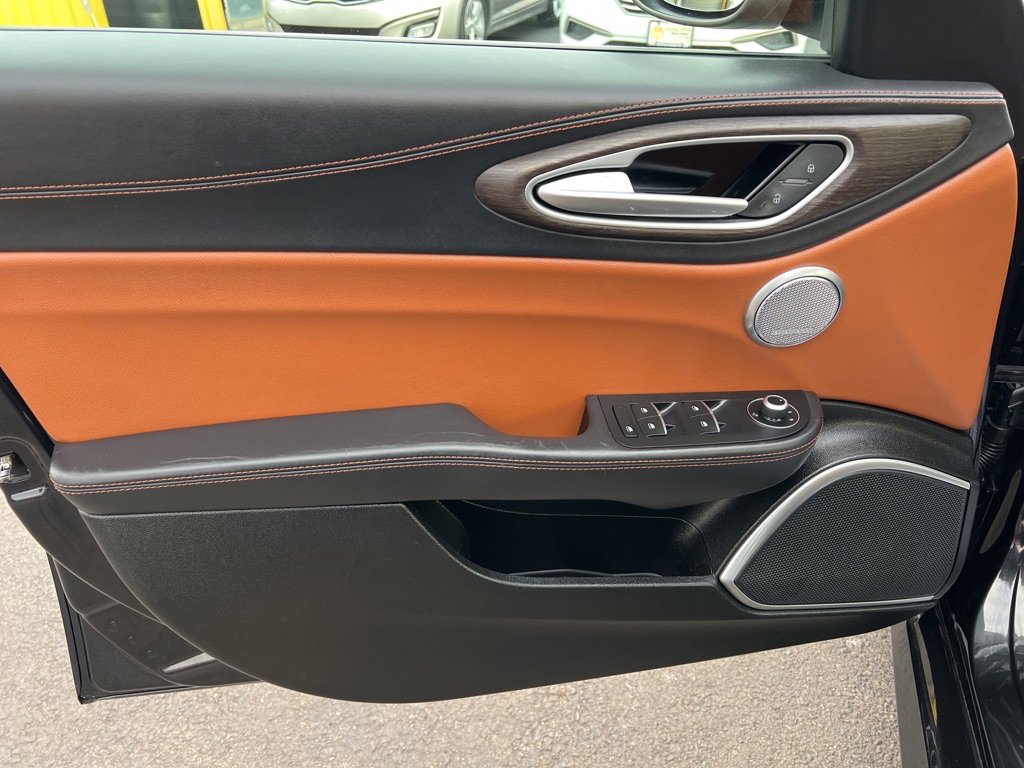 Used 2018 Alfa Romeo Giulia Ti w/ TI Leather Package image 23