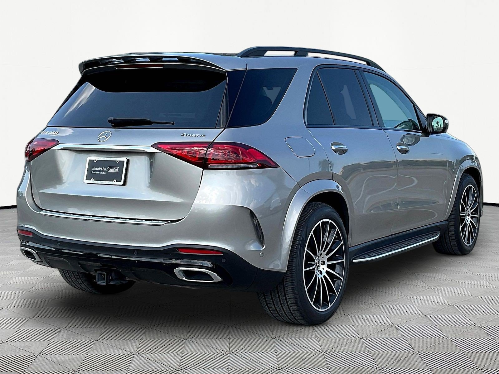 Certified 2023 Mercedes-Benz GLE 350 4MATIC w/ AMG Line Exterior image 6