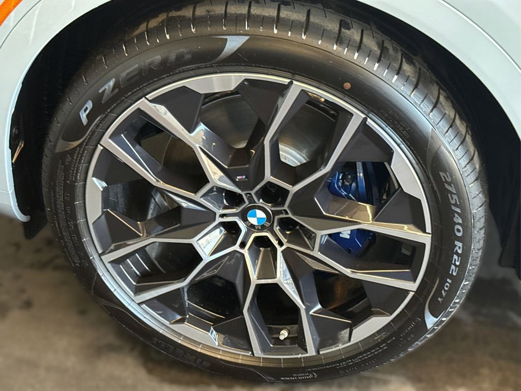 New 2026 BMW X7 M60i image 15