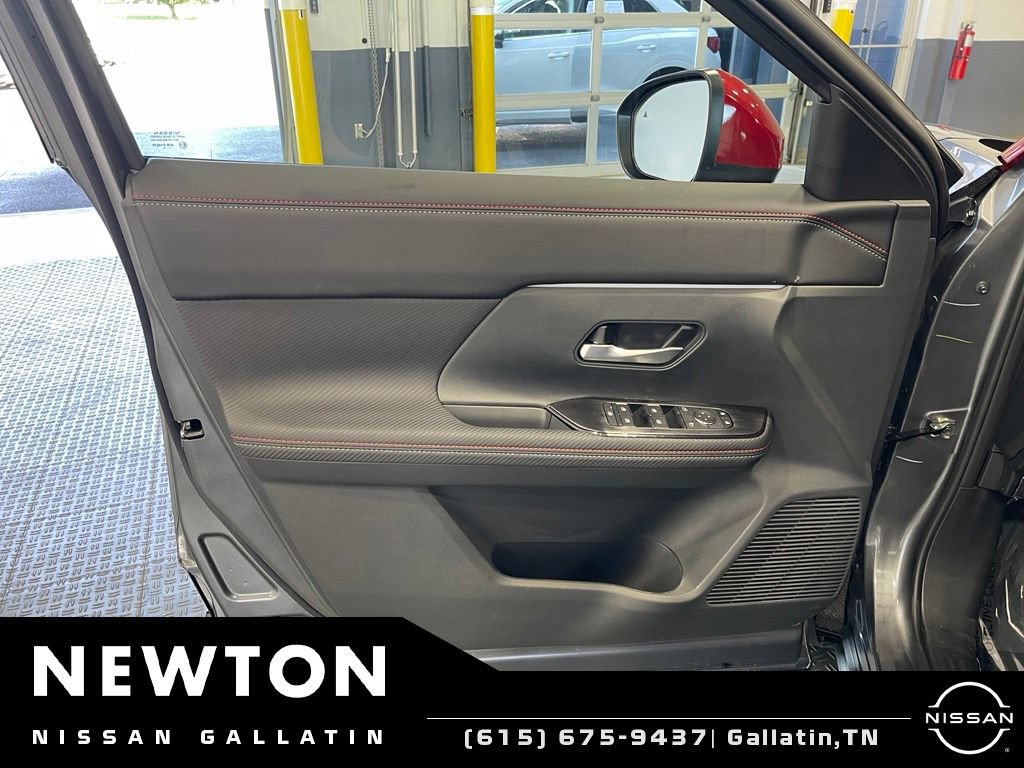 New 2026 Nissan Kicks SR FWD image 18