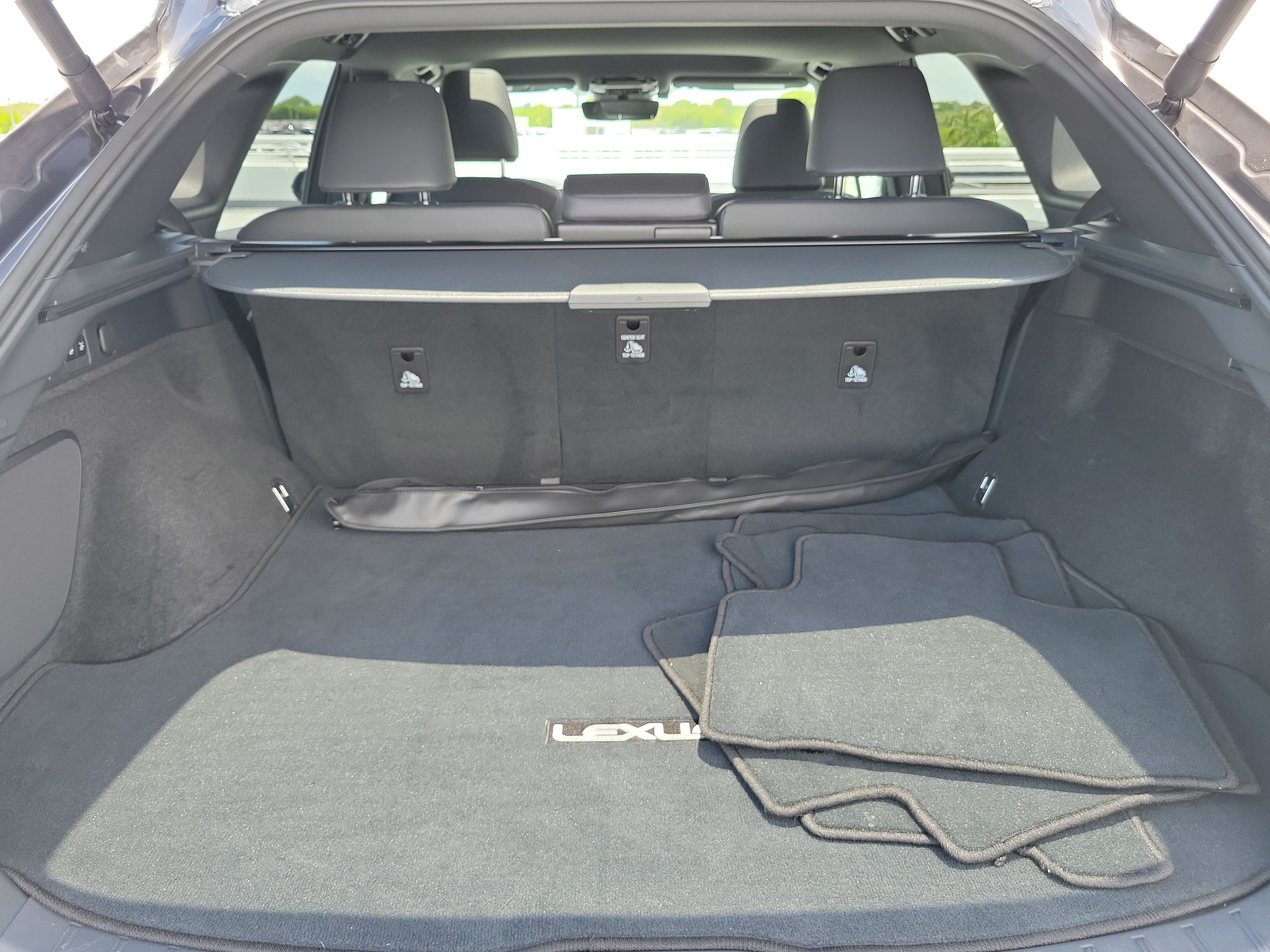 Certified 2025 Lexus RX 350 Premium w/ Accessory Package (Z1) FWD image 9