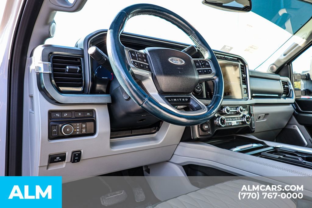 Used 2024 Ford F450 Limited image 27