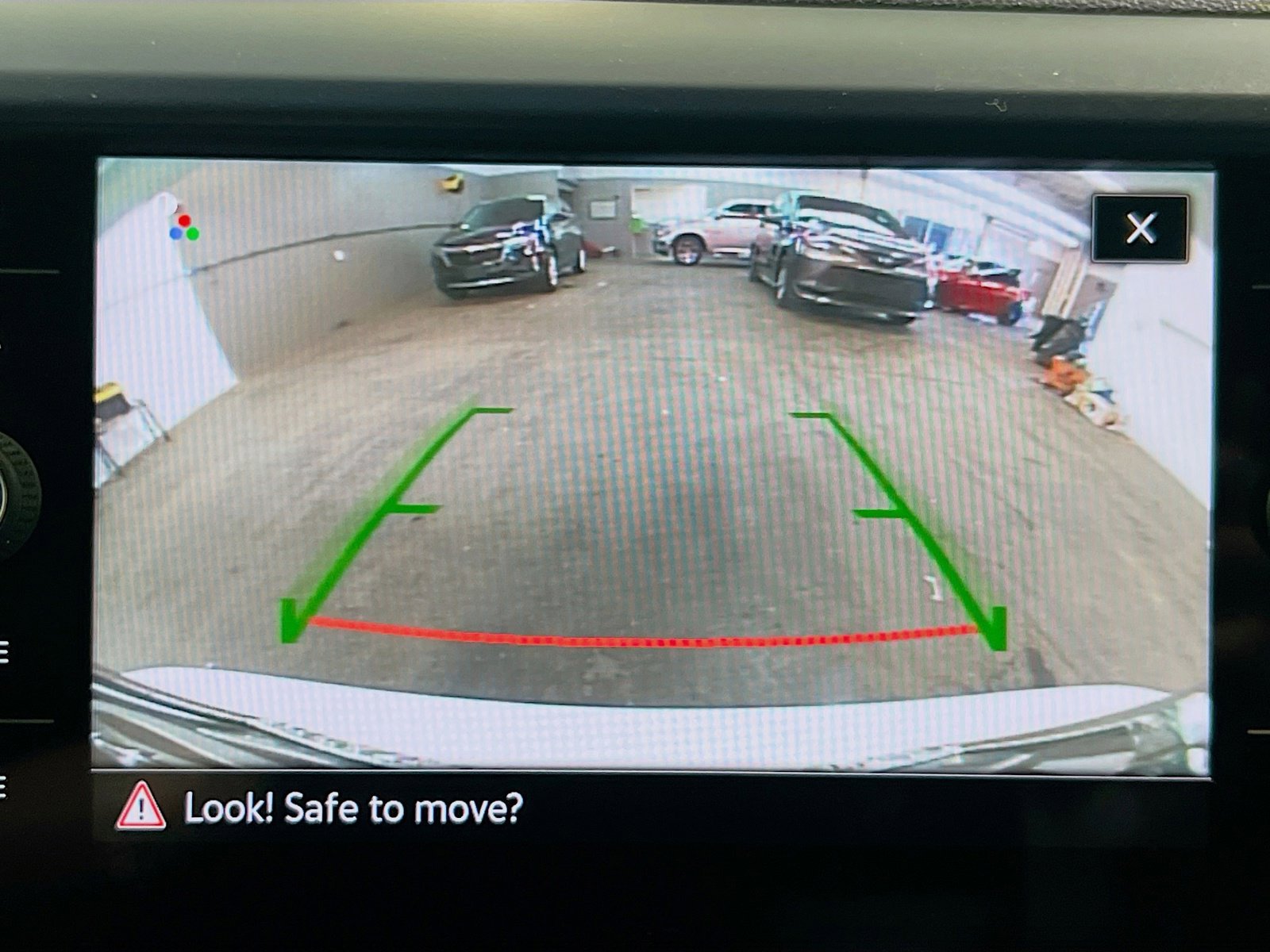 Used 2022 Volkswagen Taos SE image 9