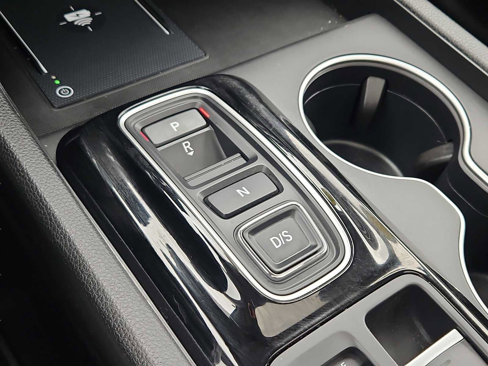 Certified 2025 Honda Pilot Touring image 32