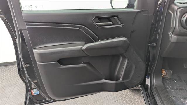 Used 2024 Chevrolet Colorado W/T RWD image 13