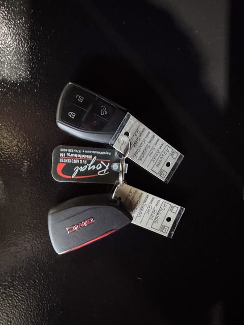 Used 2024 GMC Sierra 2500 SLE image 31