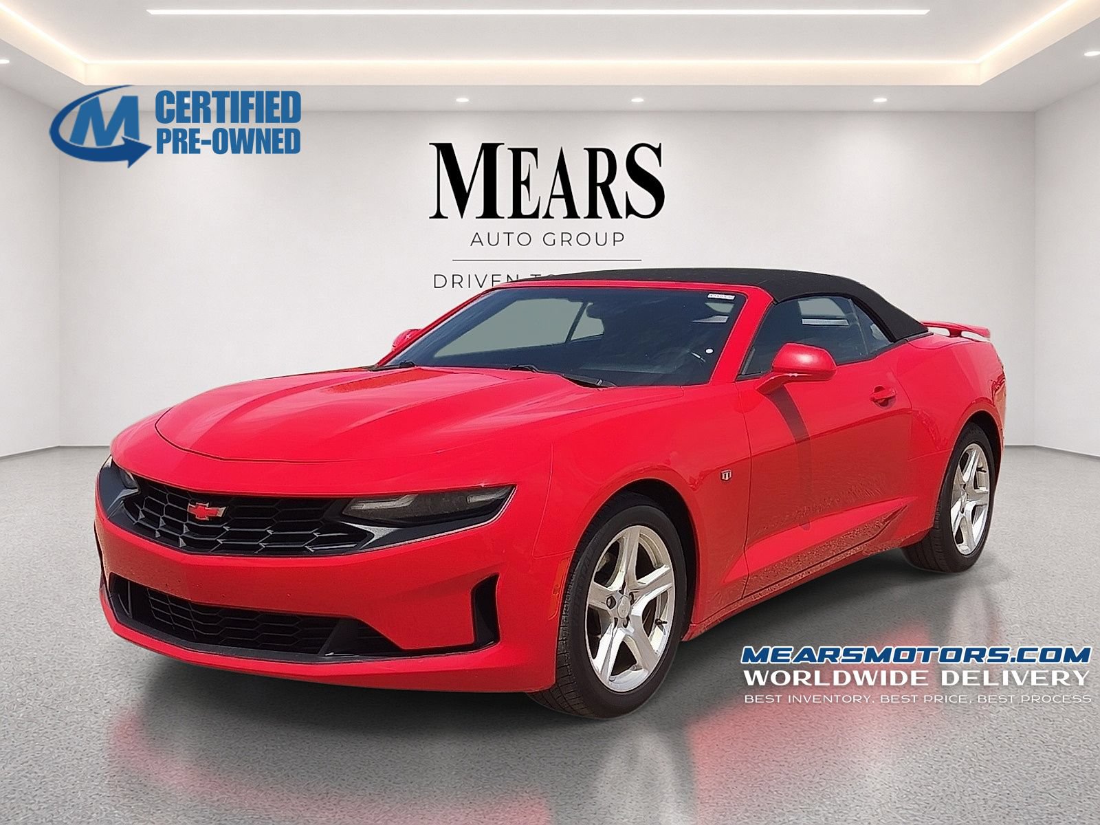 Used 2020 Chevrolet Camaro LT RWD image 1