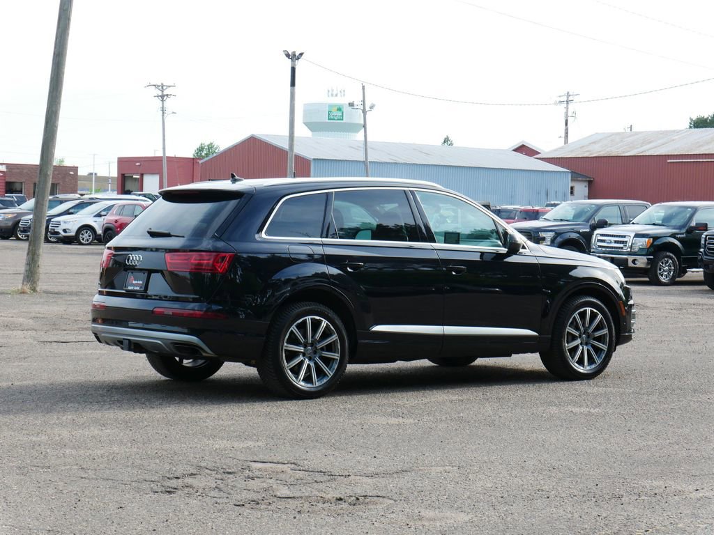 Used 2019 Audi Q7 3.0T Premium Plus AWD/4WD image 3