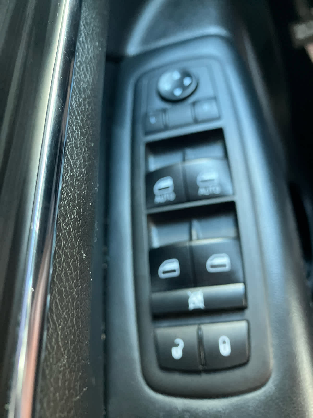 Used 2021 Jeep Grand Cherokee Limited image 13