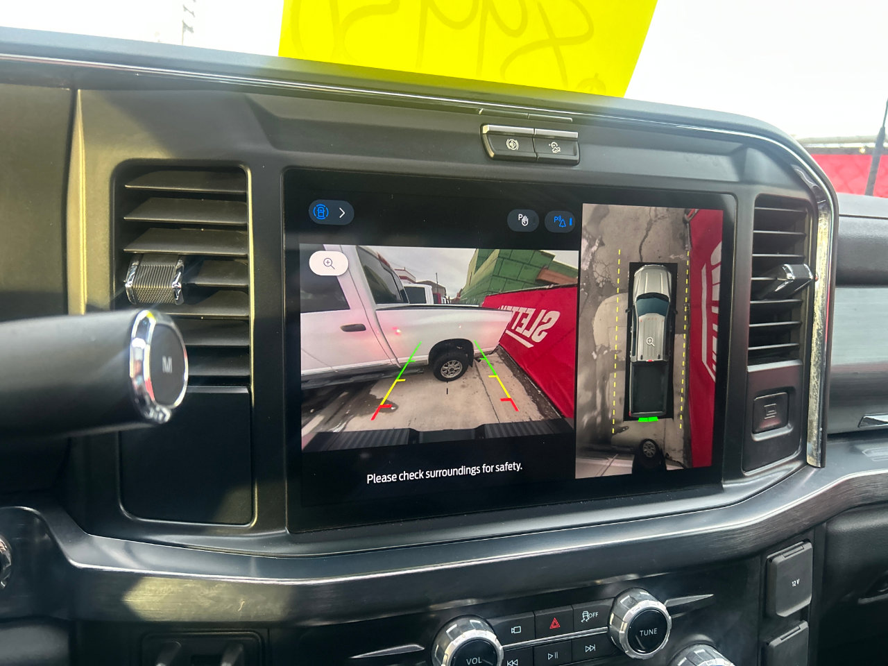 Used 2025 Ford F450 Lariat w/ FX4 Off-Road Package image 12