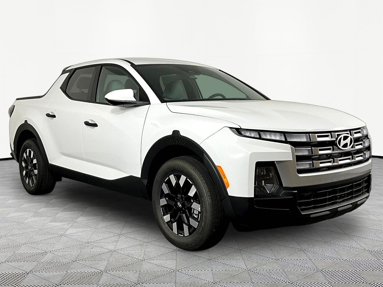 New 2027 Hyundai Santa Cruz SE AWD/4WD image 3