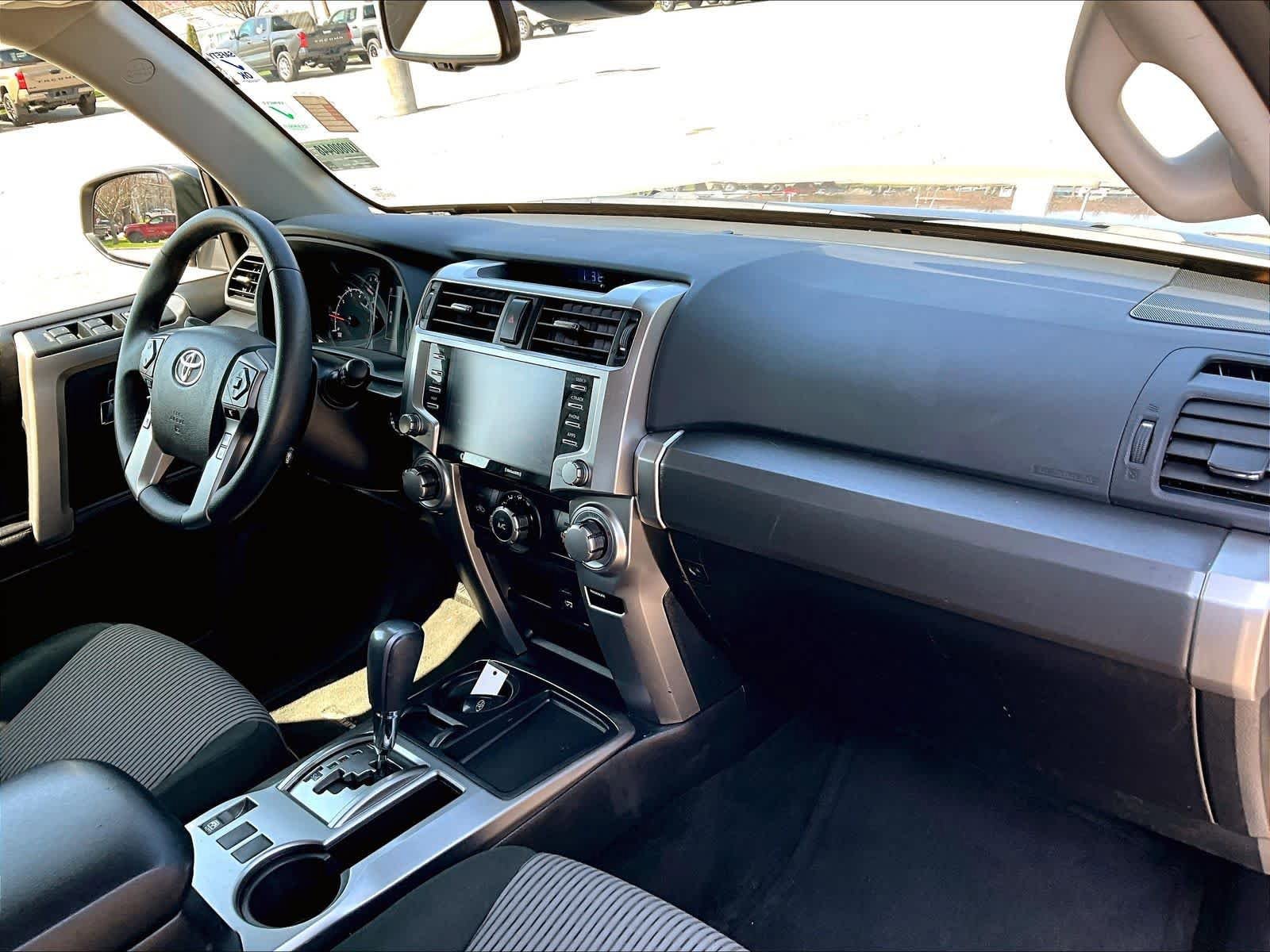 Used 2022 Toyota 4Runner SR5 image 14