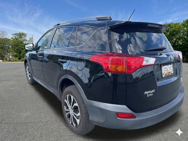 Used 2015 Toyota RAV4 LE AWD/4WD image 5