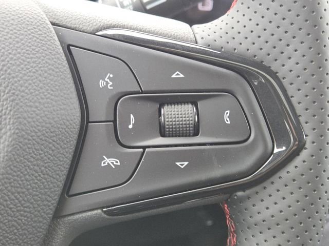 New 2026 Chevrolet Trax RS w/ Sunroof Package FWD image 15