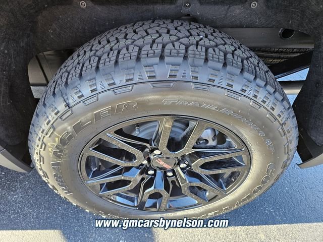 New 2026 GMC Sierra 1500 Elevation image 9