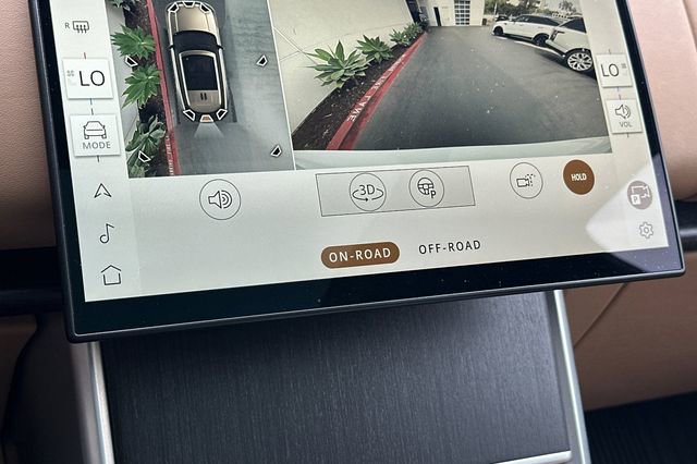 Used 2024 Land Rover Range Rover SE image 20