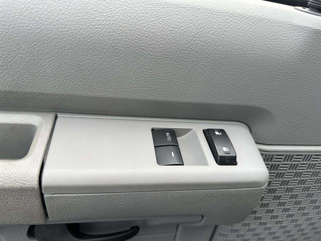 Used 2025 Ford E-350 and Econoline 350 Super Duty w/ Driver's Safety Package RWD image 10