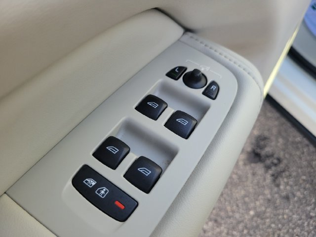 Used 2021 Volvo XC60 T5 Inscription w/ Protection Package FWD image 21