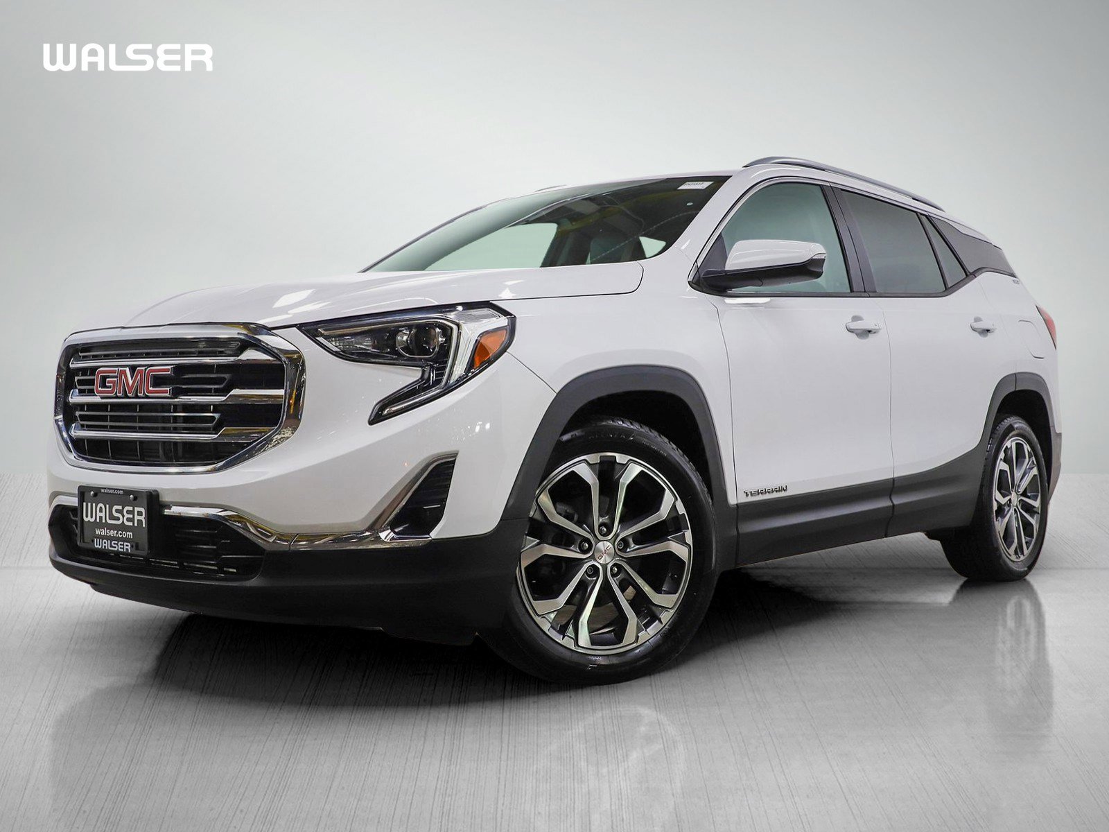Used 2020 GMC Terrain SLT FWD image 1