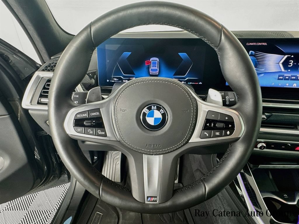 Used 2026 BMW X7 xDrive40i w/ M Sport Package AWD/4WD image 11