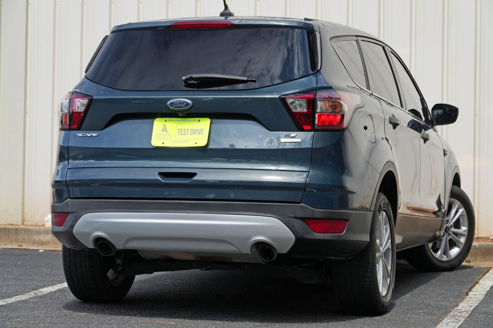 Used 2019 Ford Escape SE FWD image 4